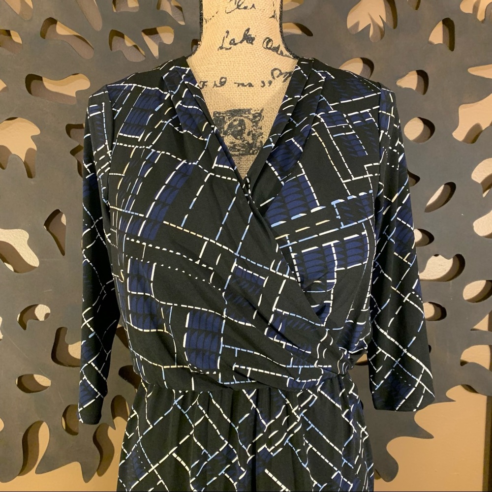 WHBM Wrap Dress - Picture 4 of 10